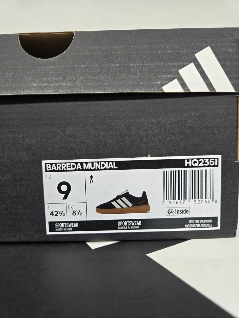 adidas Men's Barreda Mundial HQ2351 Black White Gum Shoes Size 9 New